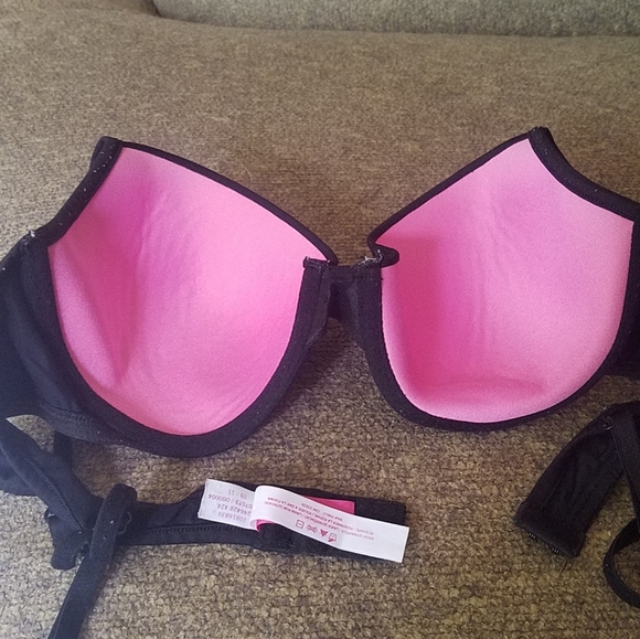 VICTORIA'S SECRET BRA - Picture 2 of 3